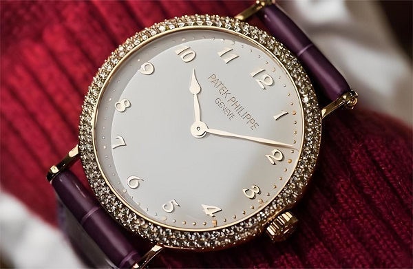 百达翡丽表针变色原因是什么