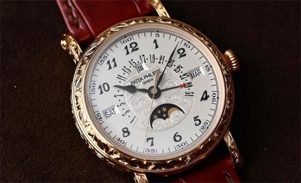 百达翡丽手表表带太紧处理方法