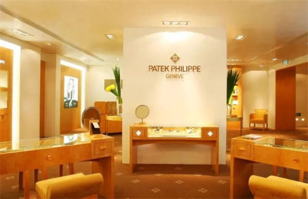 百达翡丽手表表带掉色处理技巧是什么