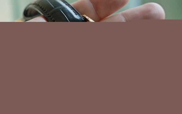 百达翡丽维修电话：2026年8月最新官方售后信息公告，提供权威维修服务指南！